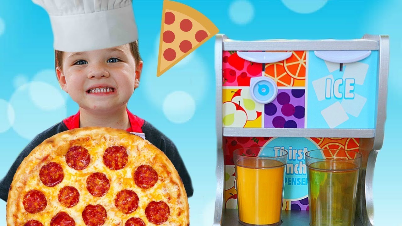Caleb and Aubrey's Fun Pizza Delivery & Cooking Adventure in Toy Cafe 🍕