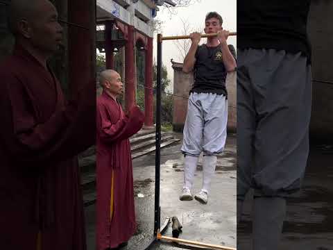 Training with Shaolin Warrior Monks at Shaolin Temple in the Chinese province Yunnan.🐲🐲 #motivation