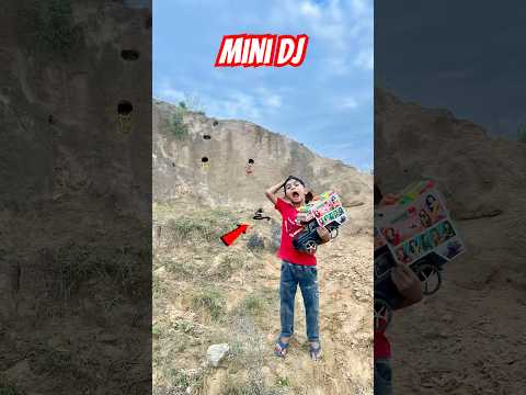 The snake came inside the DJ 😱 || Ghost DJ || Small DJ setup #minidj #shortvideo #djsong #djviral