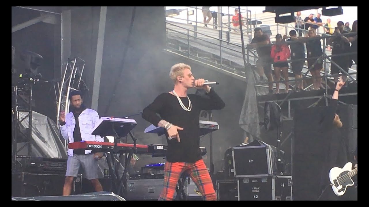 Machine Gun Kelly Performs 'Sail' Live at Rock on the Range 2018