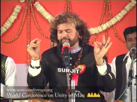 Hans Raj Hans Performs 'Haq Bahoo' at Kirpal Sagar 🎶