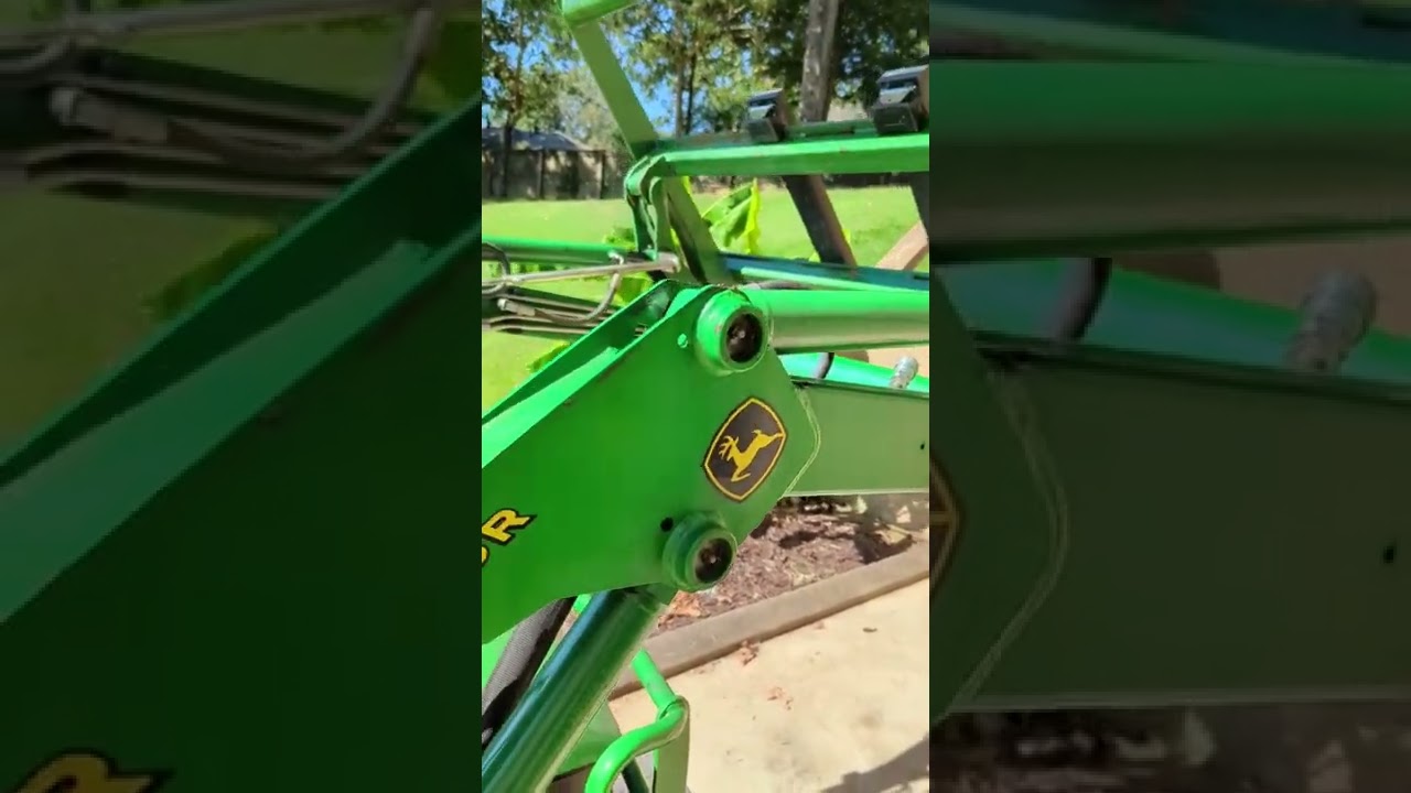 John Deere 1025R 1023E 1026R Loader Upgrade - stronger curl hydraulic cylinders from HydrosPlus