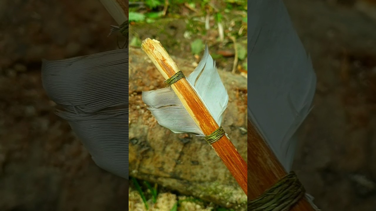 Как сделать лук в лесу: навыки выживания #выживание #бушкрафт