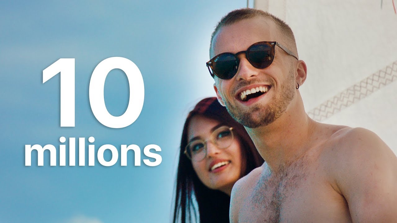 Squeezie - Pas Tout Seul 🎉