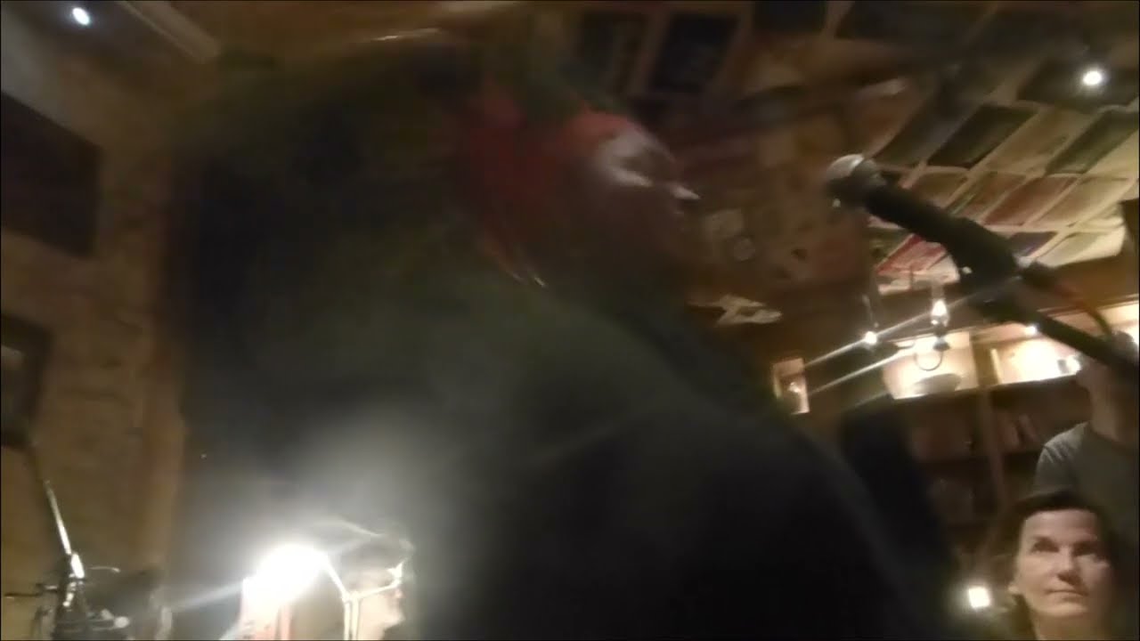 Laura Kindoki - Tango Oyo Live at Paddy's Corner 2019 🎶