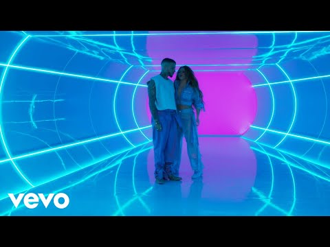 Shakira & Rauw Alejandro - Te Felicito (Alternate Video)