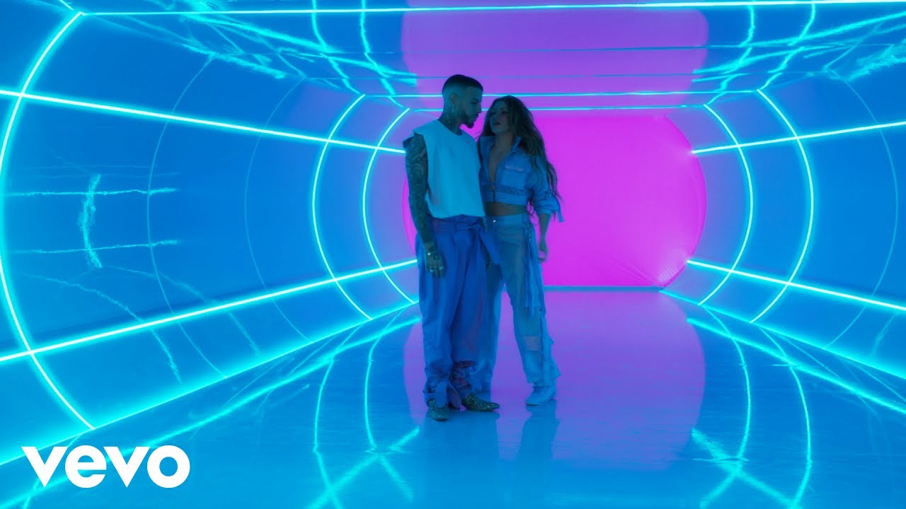 Shakira & Rauw Alejandro - Te Felicito (Alternate Video)