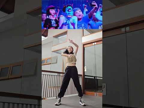 How It's Done - The Huntrix Kpop Demon Hunter (Dance cover by Evolette Ann)