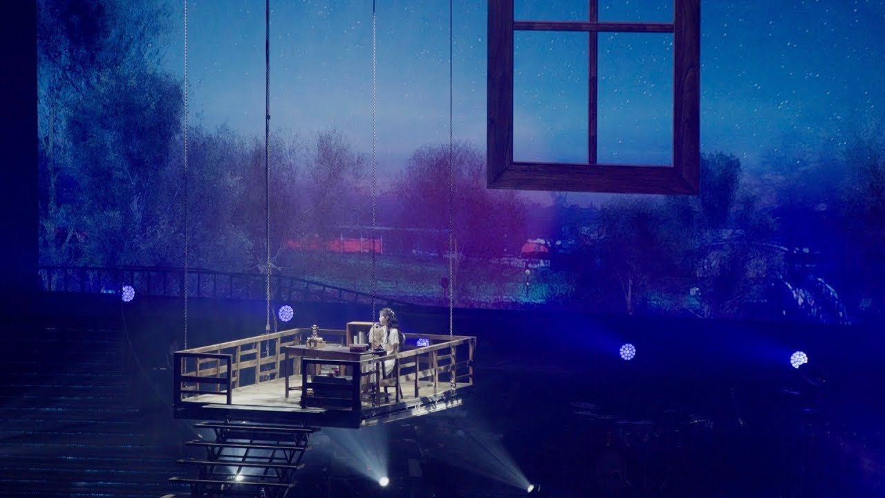 IU(아이유) - 잊어야 한다는 마음으로 Concert Live Clip (@ 2018 Tour '이 지금 dlwlrma')