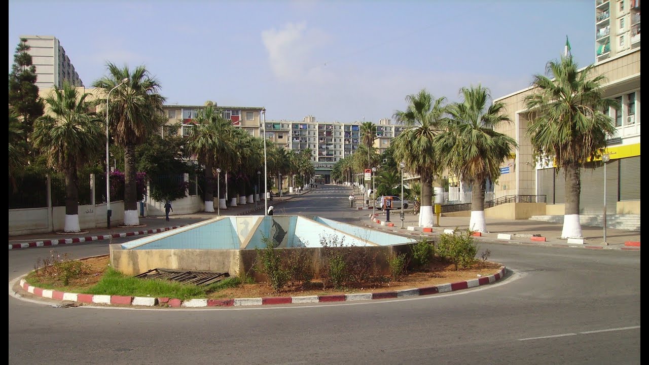 Hussein Dey: My Childhood in Algiers 🏙️