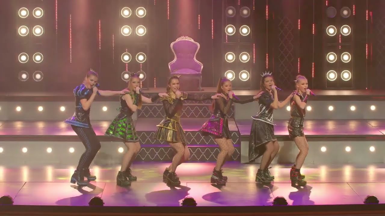 Six: Teen Edition - Ex-Wives Drama