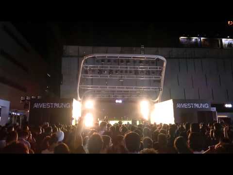 Warren Mendonsa (Blackstratblues) Live at Awestrung with ZERO.