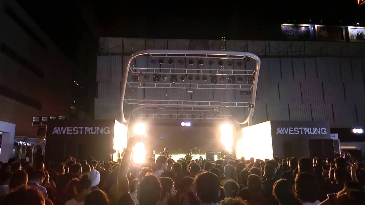 Warren Mendonsa (Blackstratblues) Rocks the Stage with ZERO at Awestrung 🎸