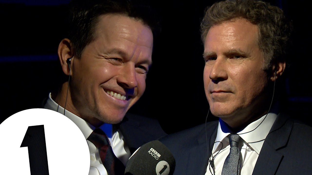 Will Ferrell & Mark Wahlberg Roast Each Other 🎤