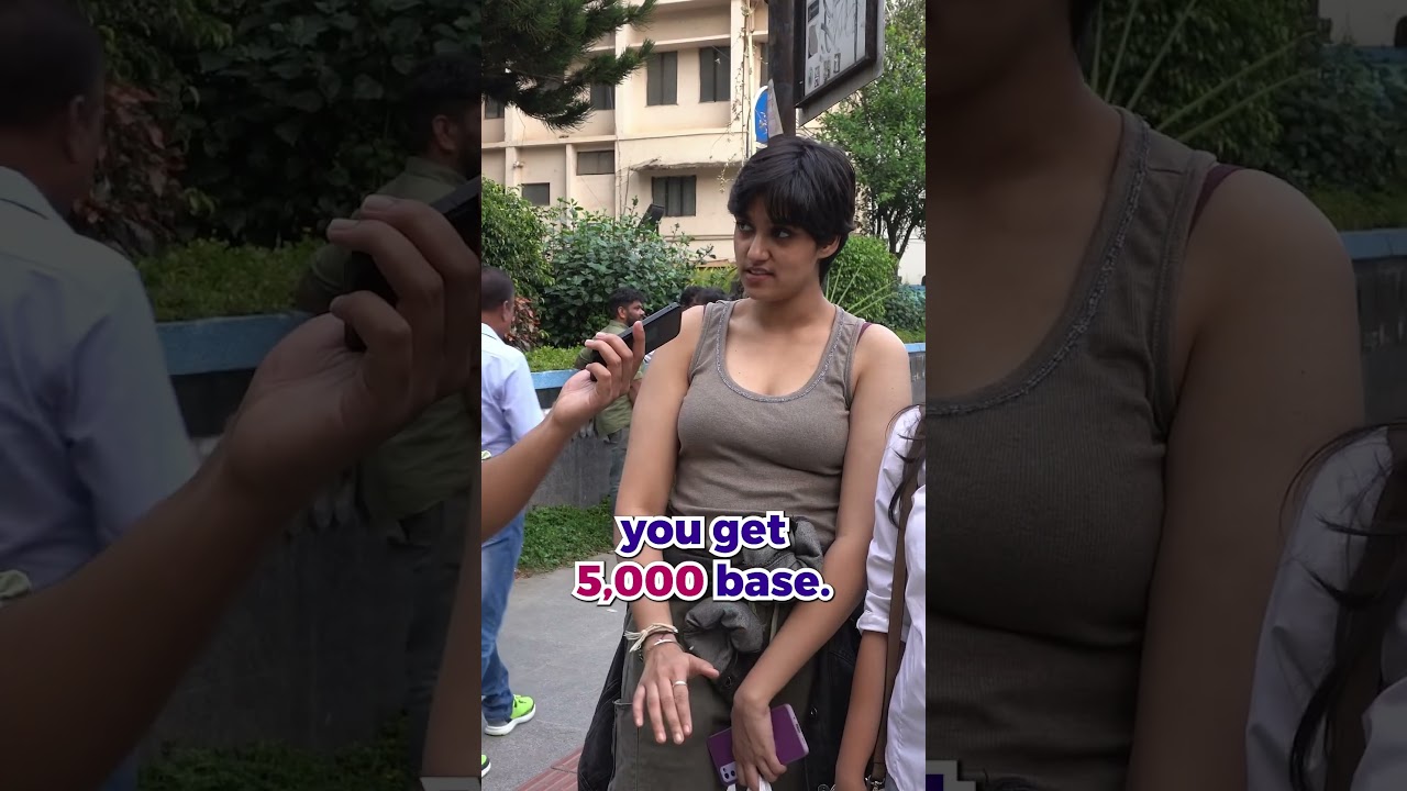 How much does a PSYCHOLOGIST earn?