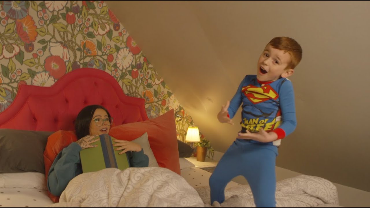 Caitlynne Curtis - I Will Survive (Official Video) 🎶