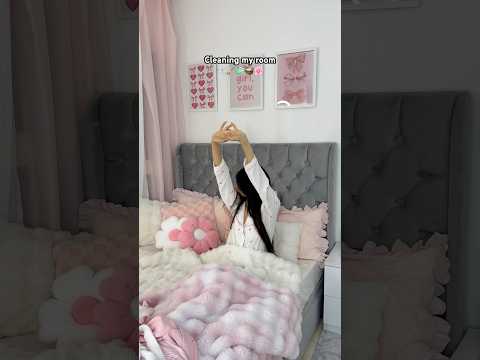 Cleaning my room before school 🫧🌸🧹🧼 with @meplus_app #cleaning #reset #room Ad