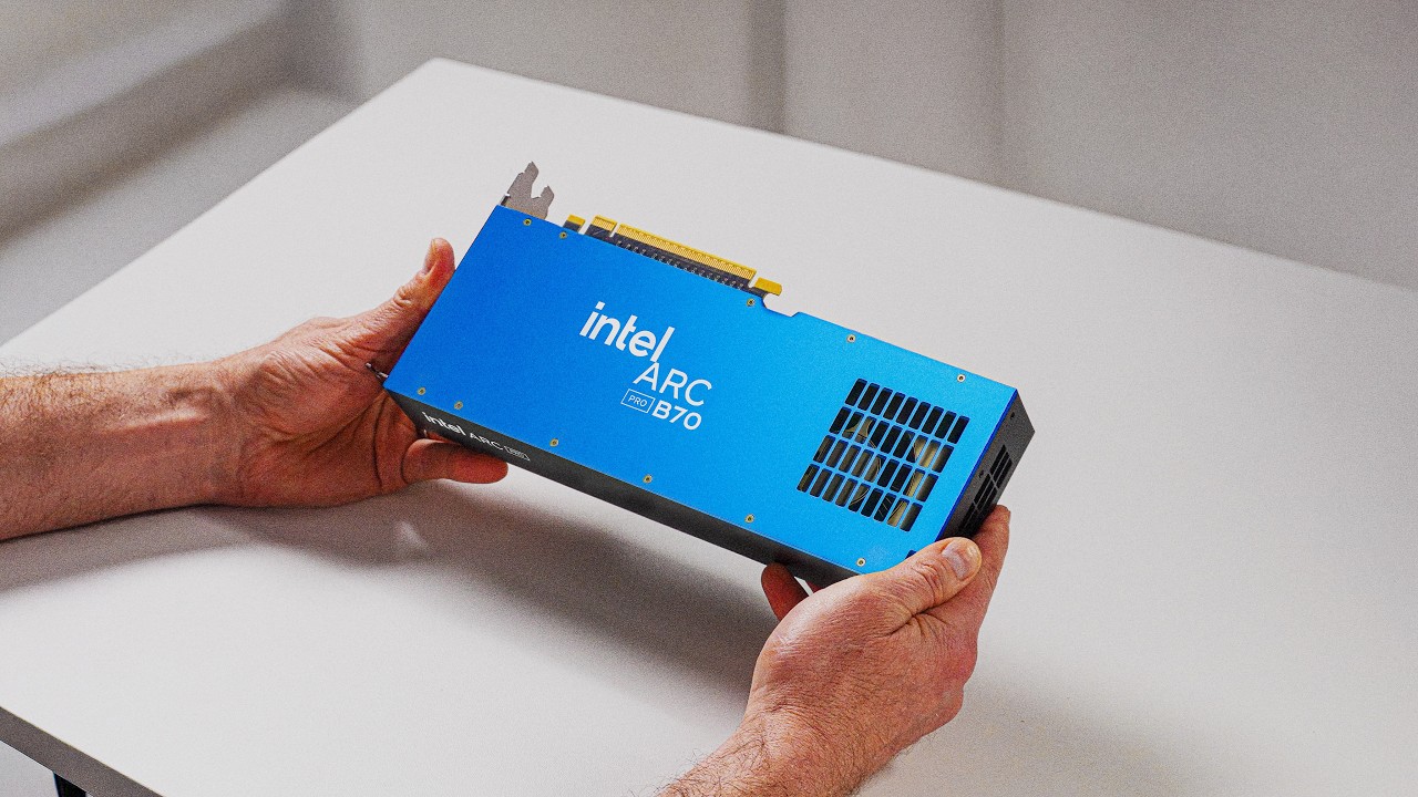 Intel Shocks with Affordable 128GB VRAM GPU 🚀