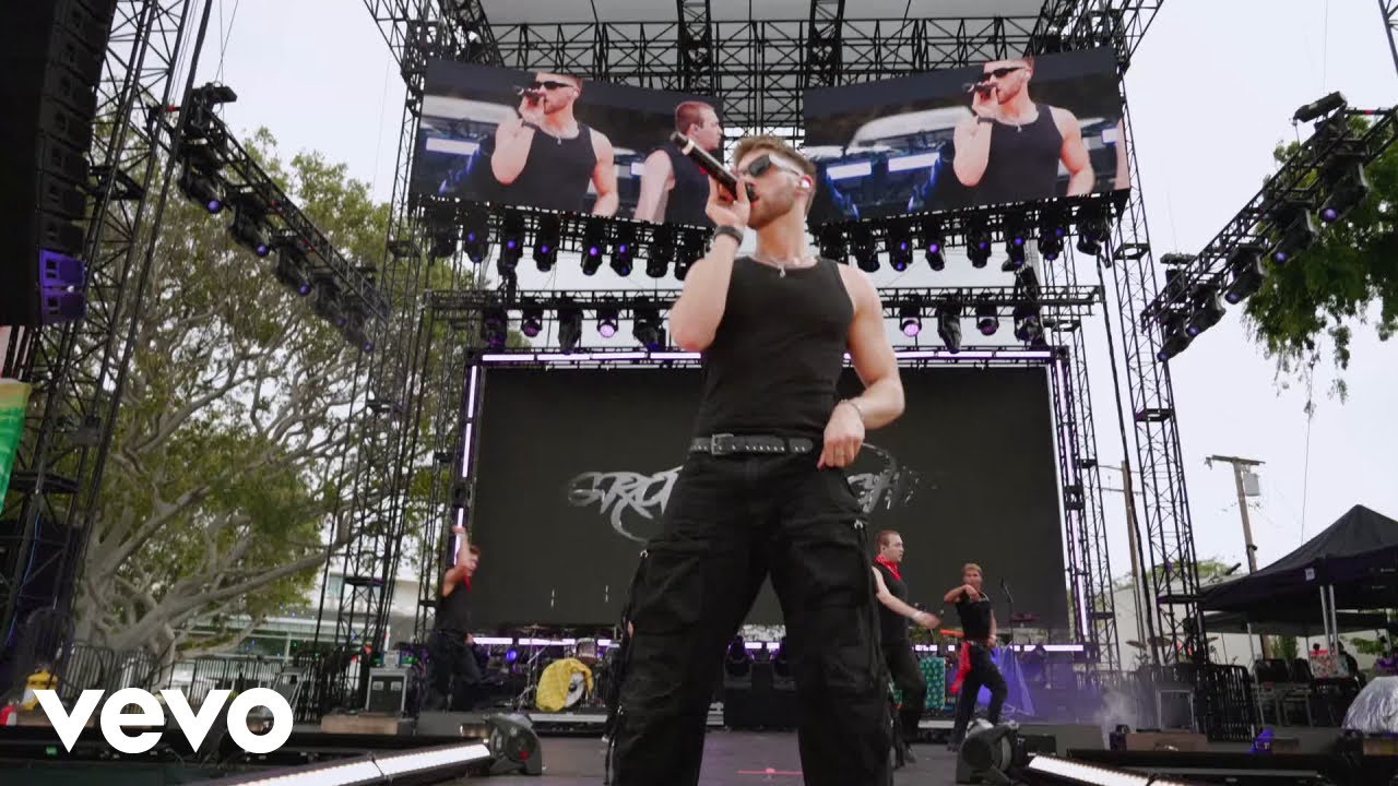 Grant Knoche Performs 'Movie Star' Live 🎤