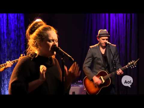 Adele, 'Chasing Pavements' (AOL Sessions)