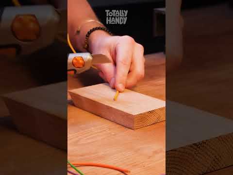 How to wire stripping with a knife blade #shorts