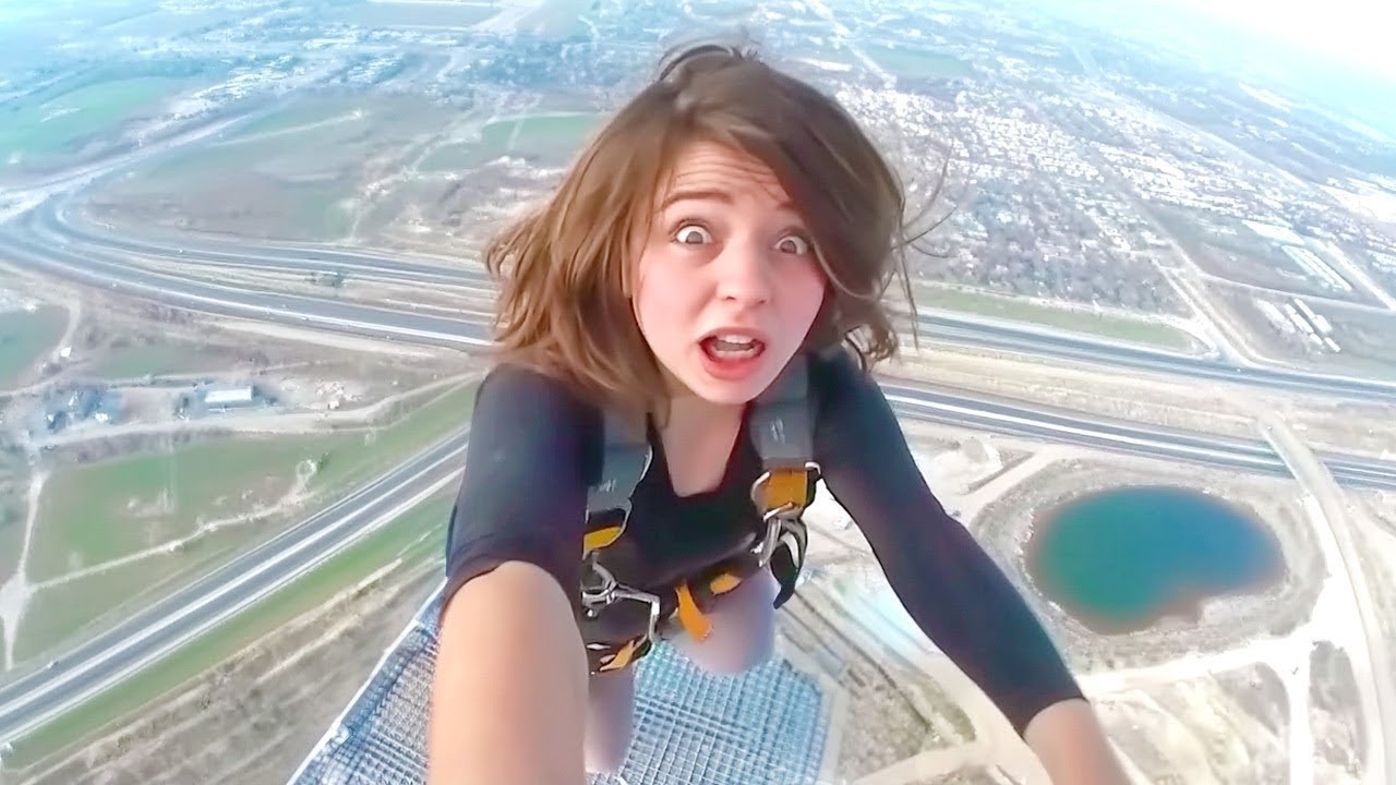 Самые Бесподобные Глупые Смерти и Премия Дарвина 😂