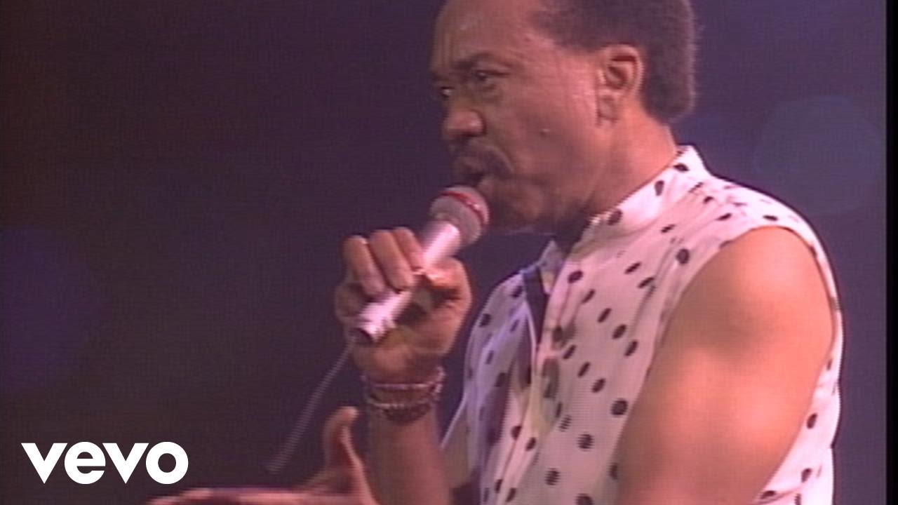 Earth, Wind & Fire - September (Live)