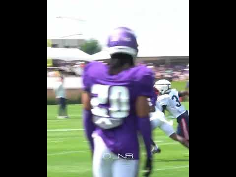 DeMario Douglas SEPERATES with Ease vs CB Mekhi Blackmon Pop continues to shine in training camp