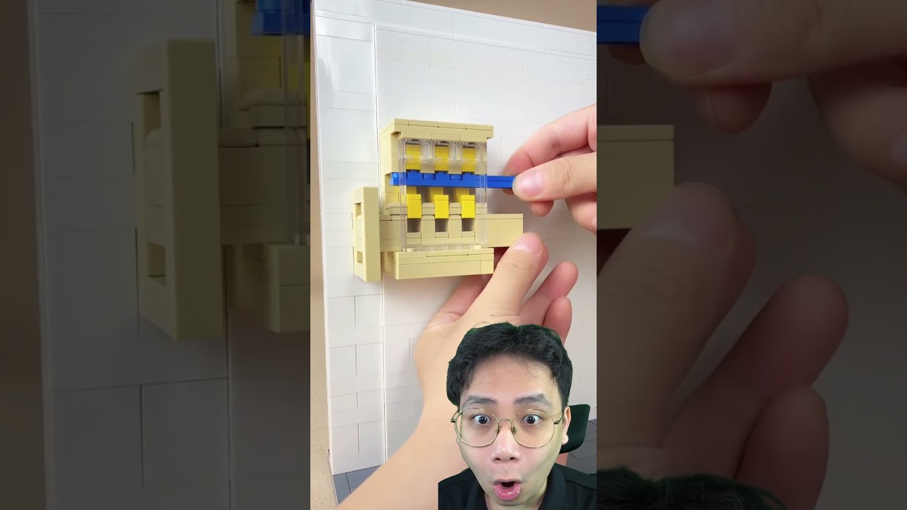 Chìa khóa Lego màu đỏ 🟥