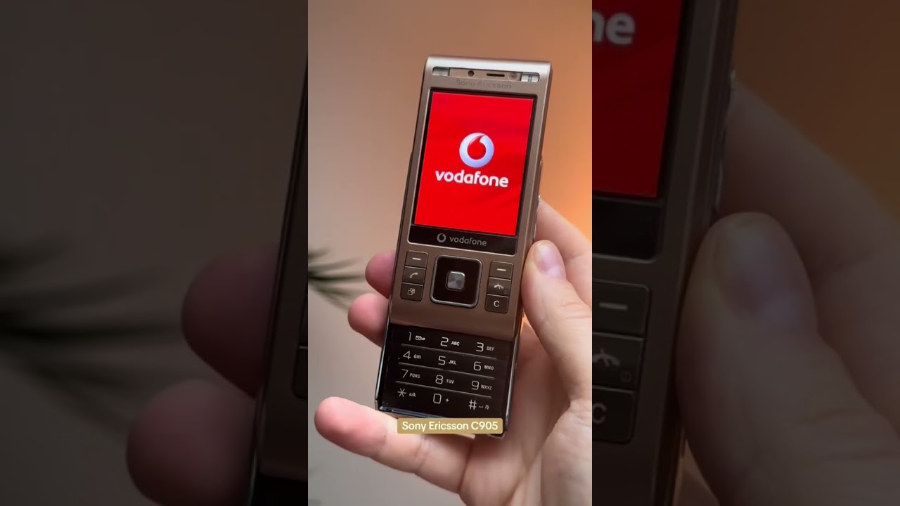 📸 Sony Ericsson C905 – the phone that replaced digital cameras! #SonyEricssonC905 #CyberShot