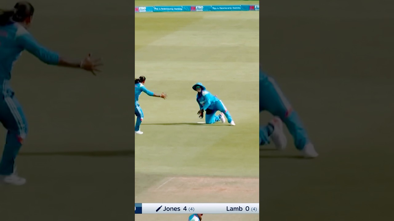 Incredible Catch by Deepti Sharma in 3rd ODI vs England! ๐