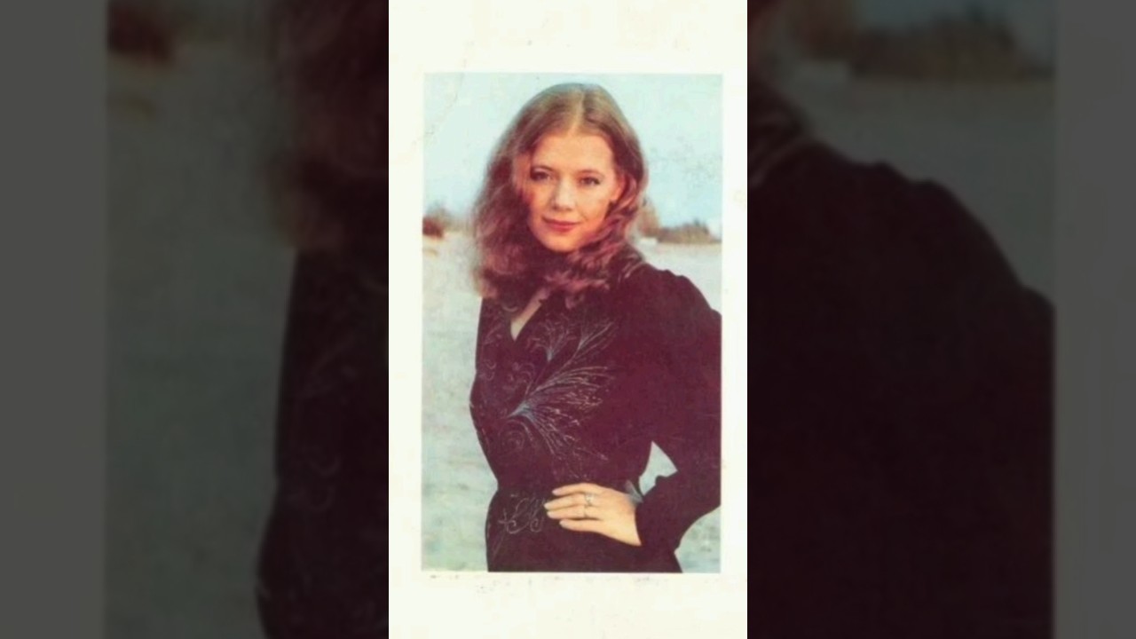 Когда цветет акация: воспоминания Людмилы Сенчиной 🌸