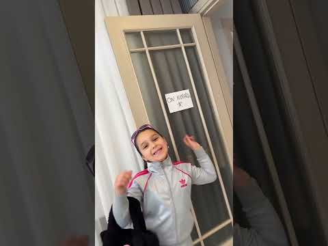 BAK KAPIDA YAZIYOR 10 NUMARA2!😂❤️ #keşfet#shorts