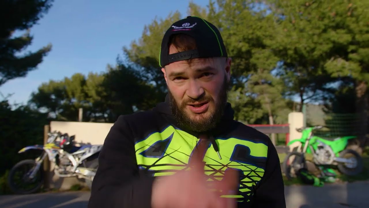 JuL - Avec José 🎶 Clip Officiel 2022 | Nouvel Album 'Extraterrestre' Disponible