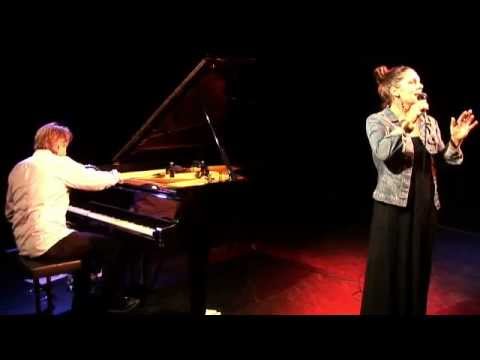 Christoph Stiefel & Lisette Spinnler at Astrakan Café 🎶