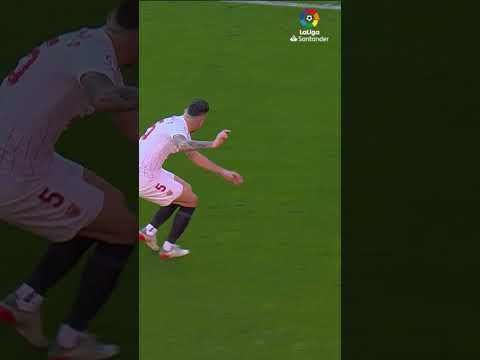 What a MIRacle Goal! Rafa Mir 🌠 🎇 #OTD #shorts #laligasantander #sevillafc