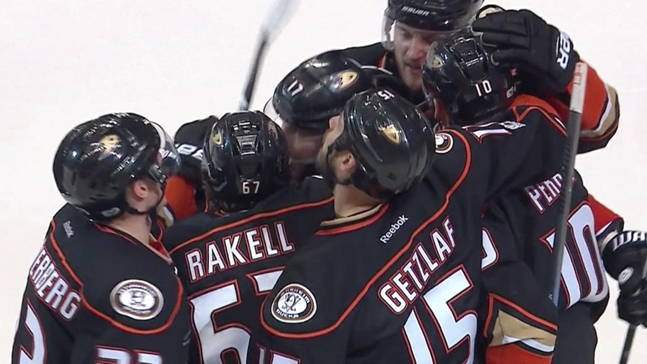 Ducks Rally with 3 Goals to Tie Oilers & Force OT 🏒