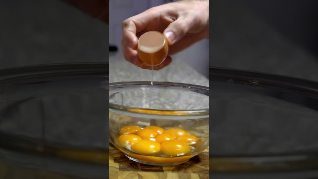 Are small eggs better?