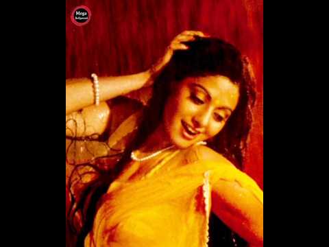 Lagi Aaj Sawan Ki #Sridevi #Chandni #MegaBollywood