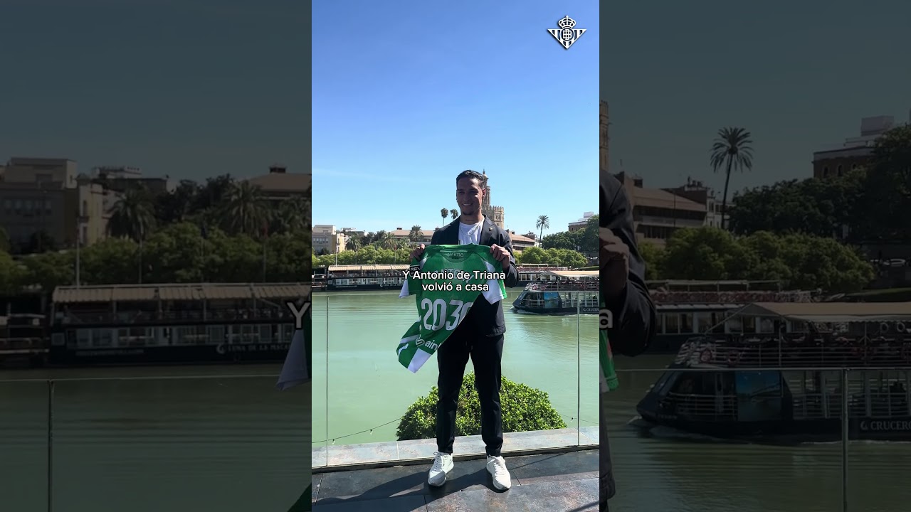 ¡Antony feliz y la vida suena así! ⚽️ Descubre su alegría con Real Betis #shorts