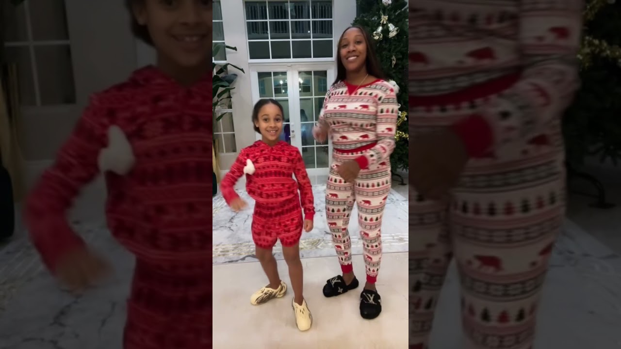 Cali Dances to Christmas Music with Mom 🎄