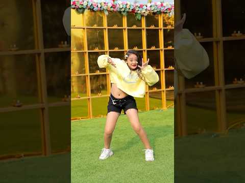 Teri herek adda me koi Jaadu hai 🫶♥️#kashishpatel #dance #shortsfeed #shortsdance #dancevideo