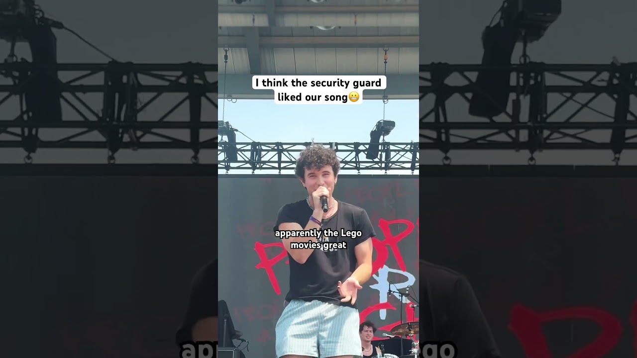 She Fell in Love with a Punk Musician πΈ