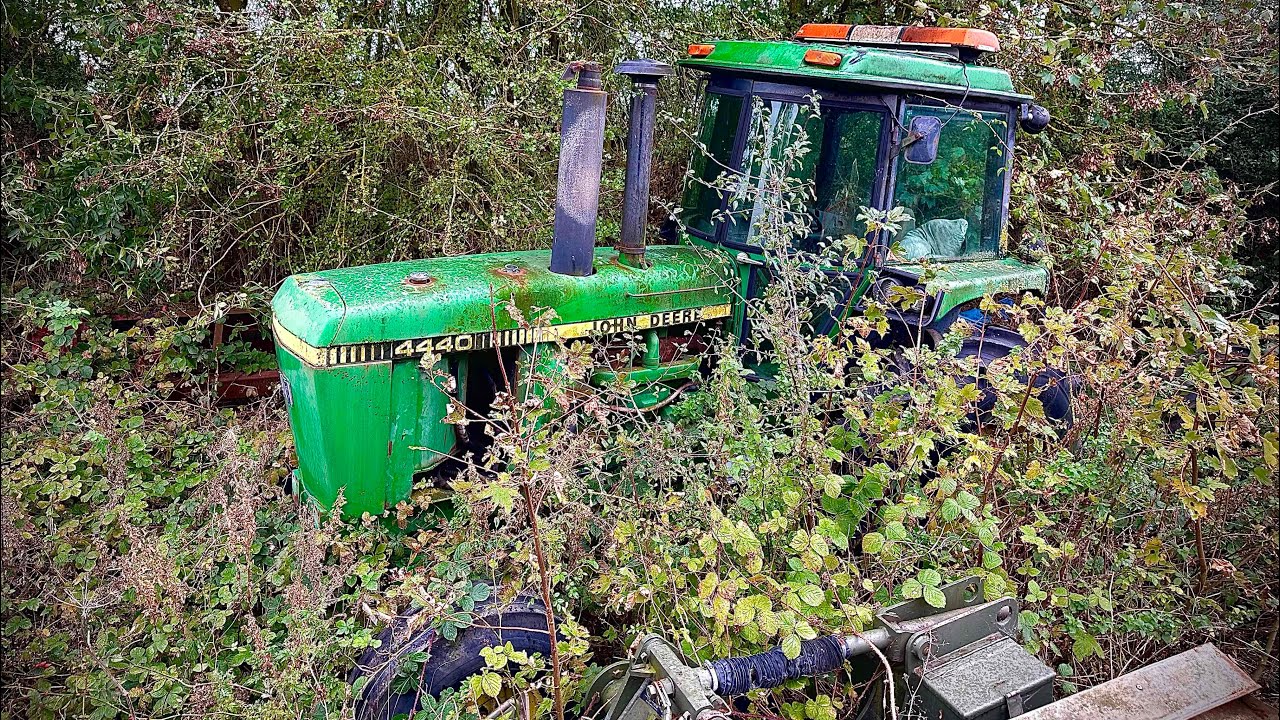Restoring an Abandoned John Deere 4440 🚜