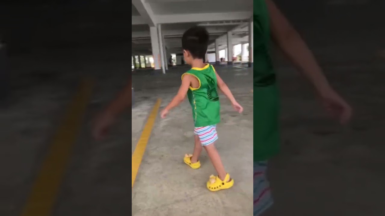 Cute Twin Boy Sithimunt's Playful Run 😊