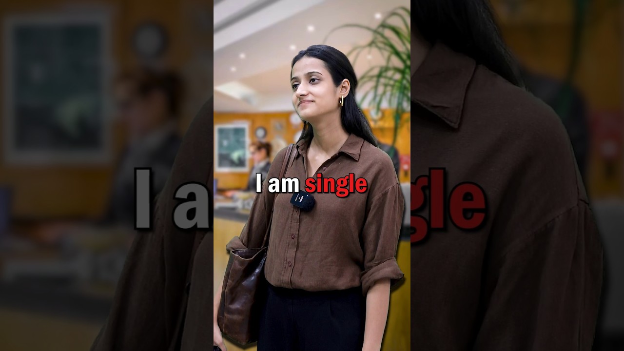 Catch Words in Airport Conversations ✈️