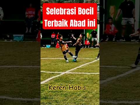 Selebrasi Bocil Terbaik abad ini #bocil #selebrasi #toiqanakbola #fyp @ToiqAnakBola