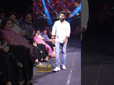 The captain of the ship, our director Lokesh Kanagaraj makes a swag-filled entry! #CoolieUnleashed