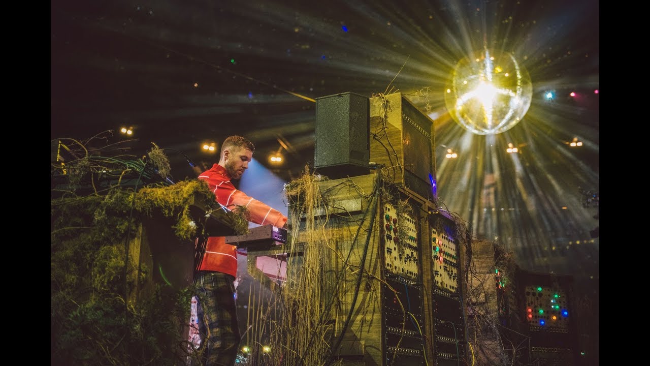 BRITs 2019: Calvin Harris & Artists Perform Hits š¶