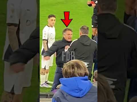 Mira la reaccion de Guillermo Barros Schelotto tras su expulsion